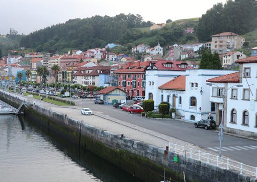 Muros de Nal&oacute;n
